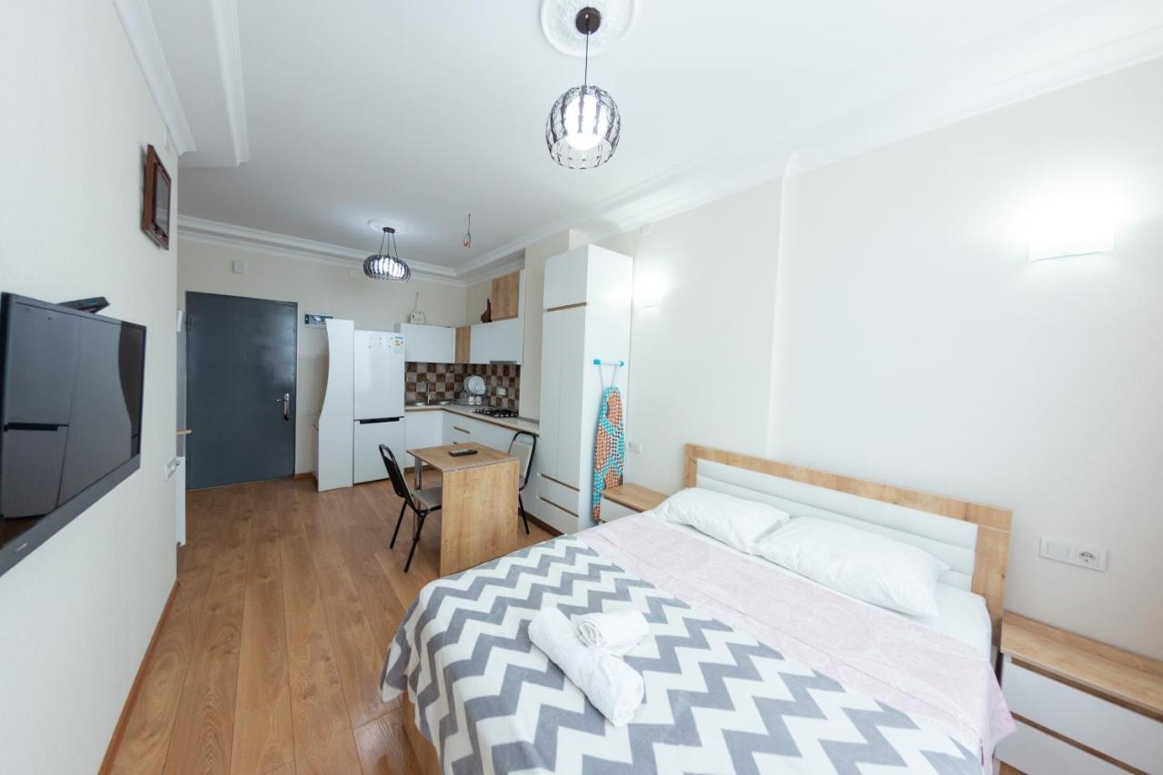 5 Apartment In One Boulding - Near Stadium Батумі Екстер'єр фото