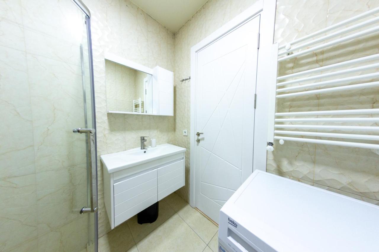5 Apartment In One Boulding - Near Stadium Батумі Екстер'єр фото